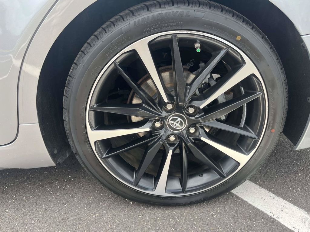 Used 2019 Silver Toyota XSE image 9