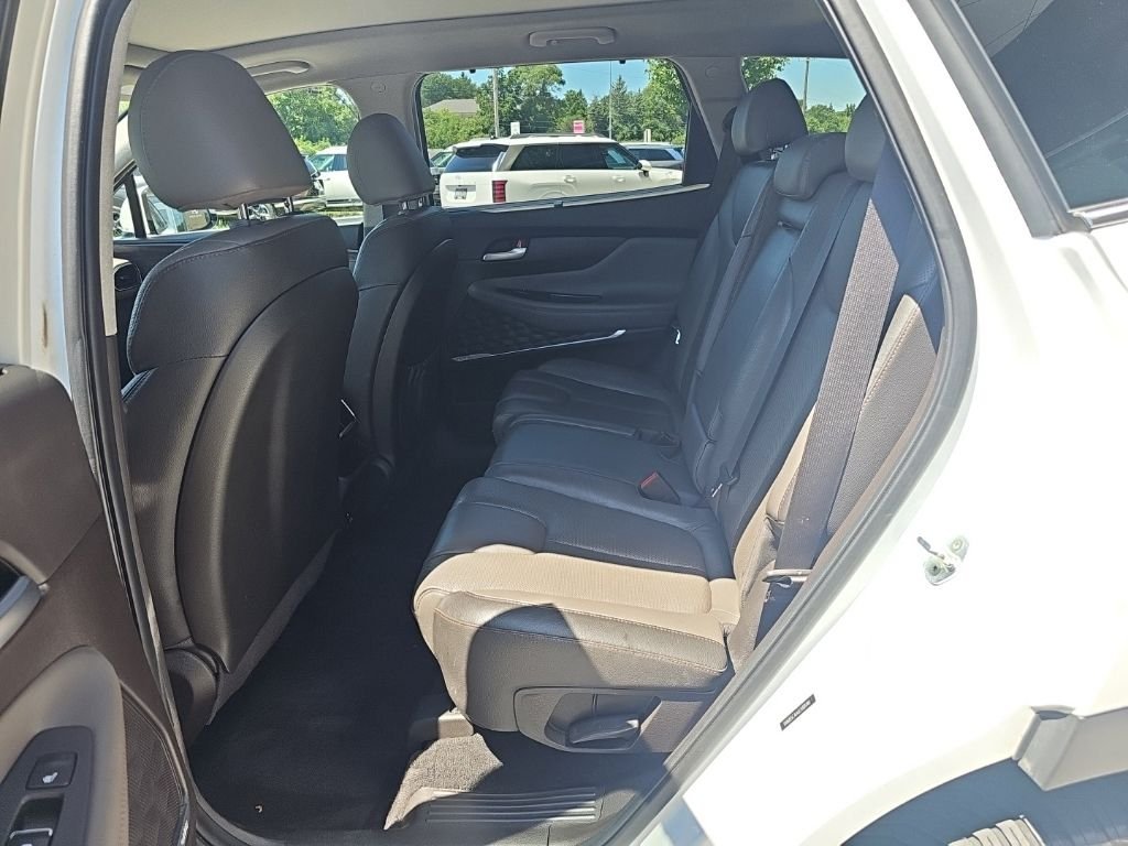 2020 Hyundai Santa Fe Limited - Photo 28