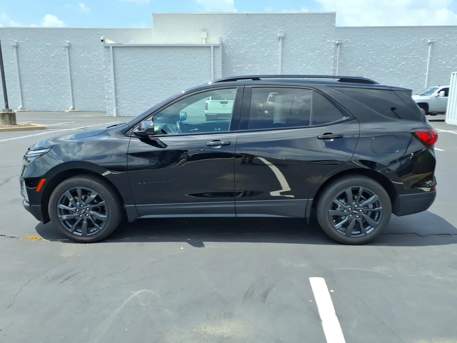 Used 2022 Mosaic Black Metallic Chevrolet RS image 4