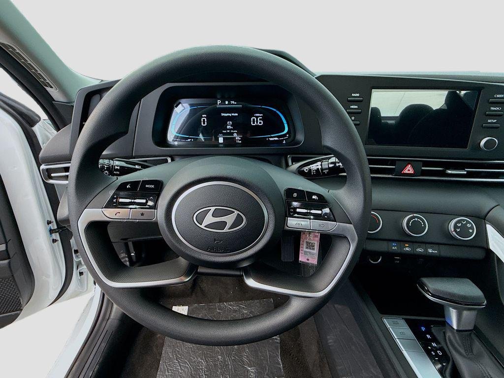 New 2026 Serenity White Hyundai SE image 8