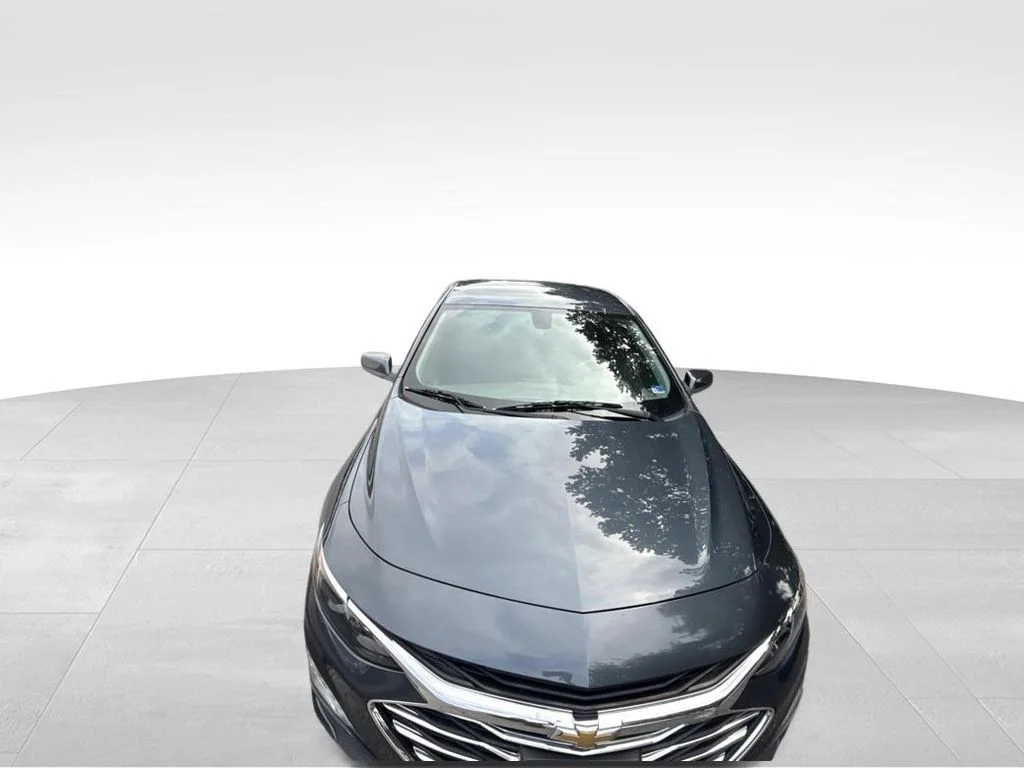 Used 2020 Gray Chevrolet LT image 10