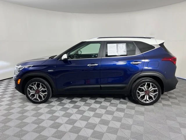 Used 2023 Blue Kia SX image 4