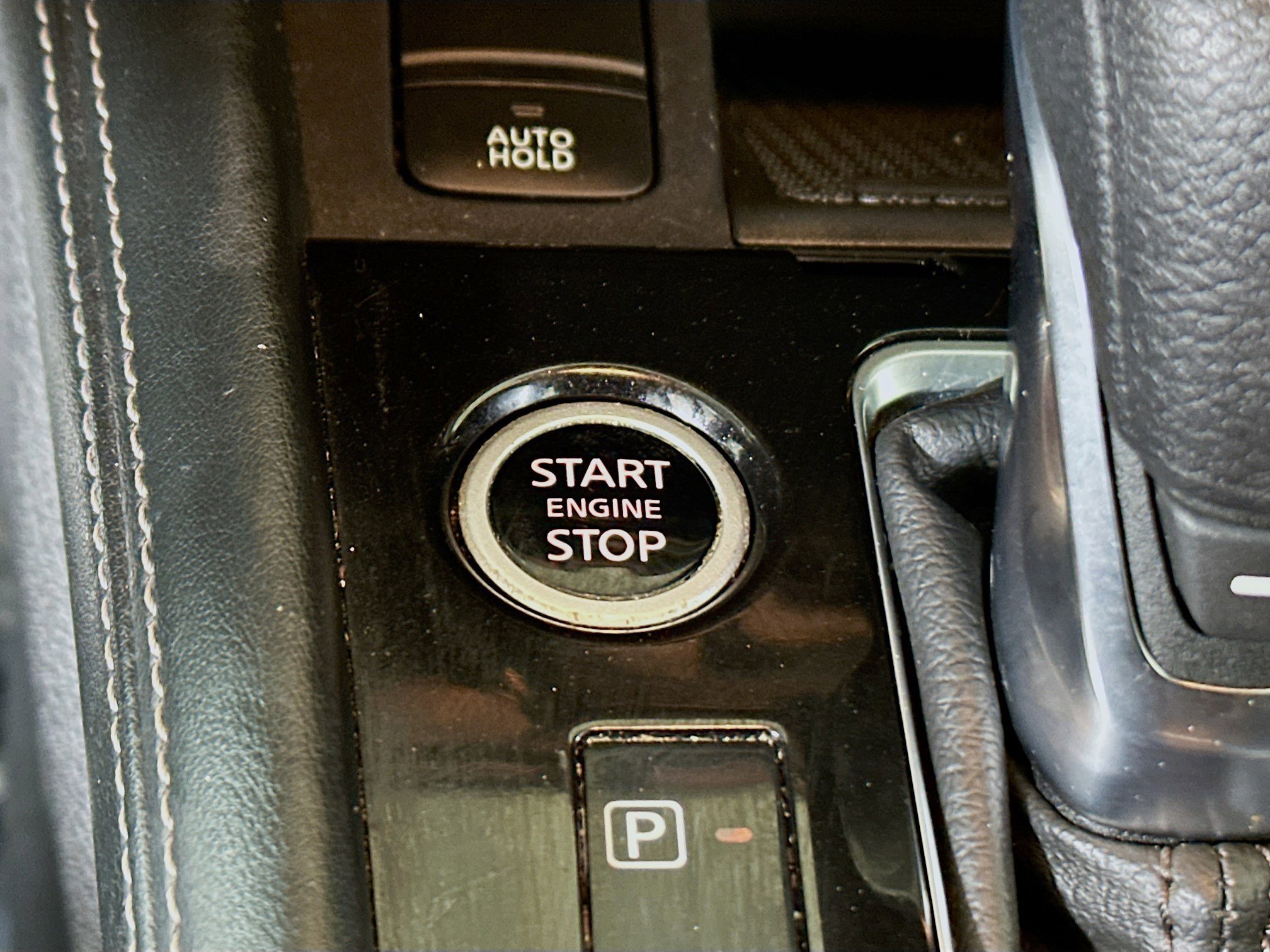 Used 2023 Electric Blue Metallic Nissan SR image 20