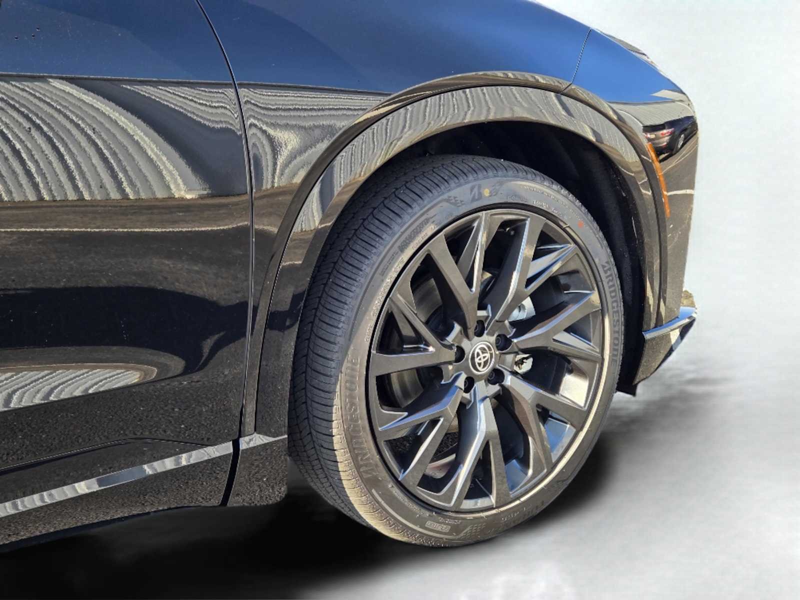 2026 Toyota Crown Signia Limited - Photo 10