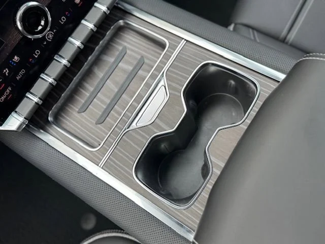 2025 GMC Sierra EV Denali - Photo 46