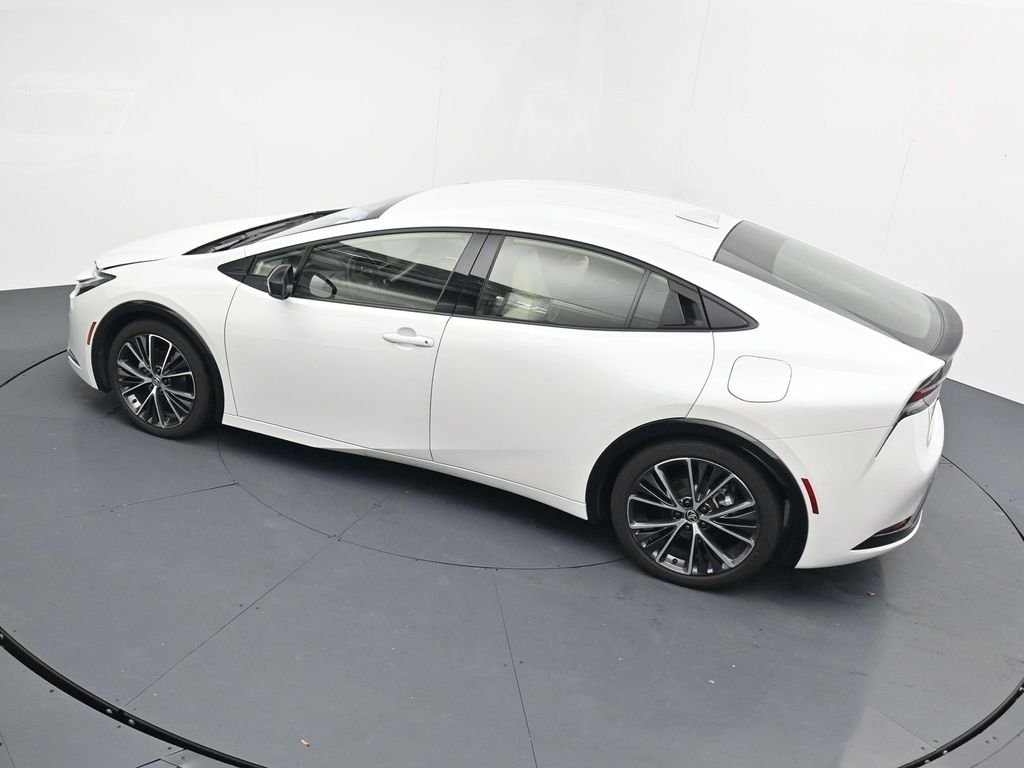 Used 2024 Beige Toyota XLE image 28