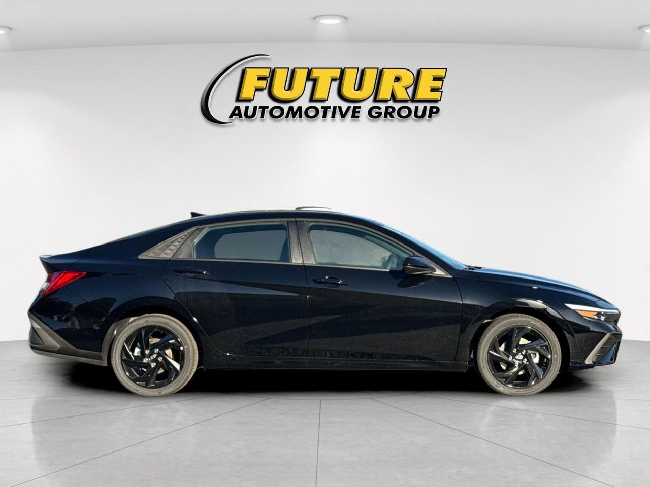 New 2026 Black Hyundai SEL Sport Plus image 2