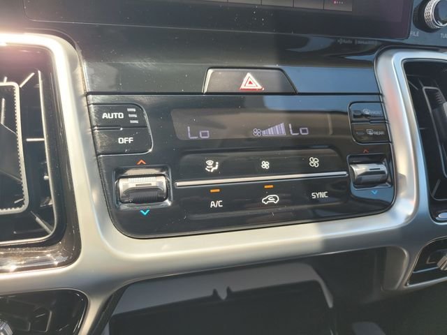 Used 2021 Beige Kia SX image 25
