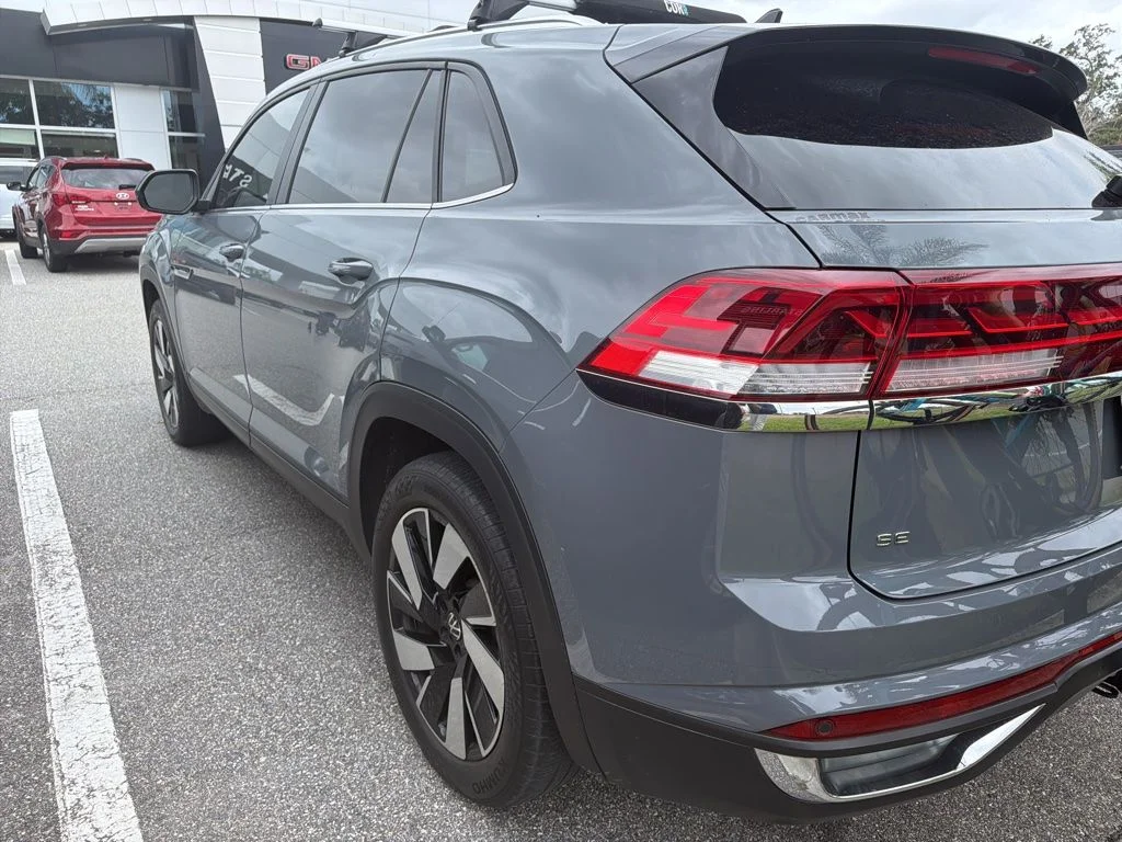 Used 2024  Volkswagen 2.0T SE w/Technology image 6