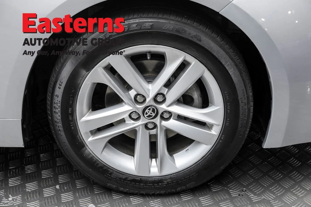 Used 2021 Silver Toyota SE image 27