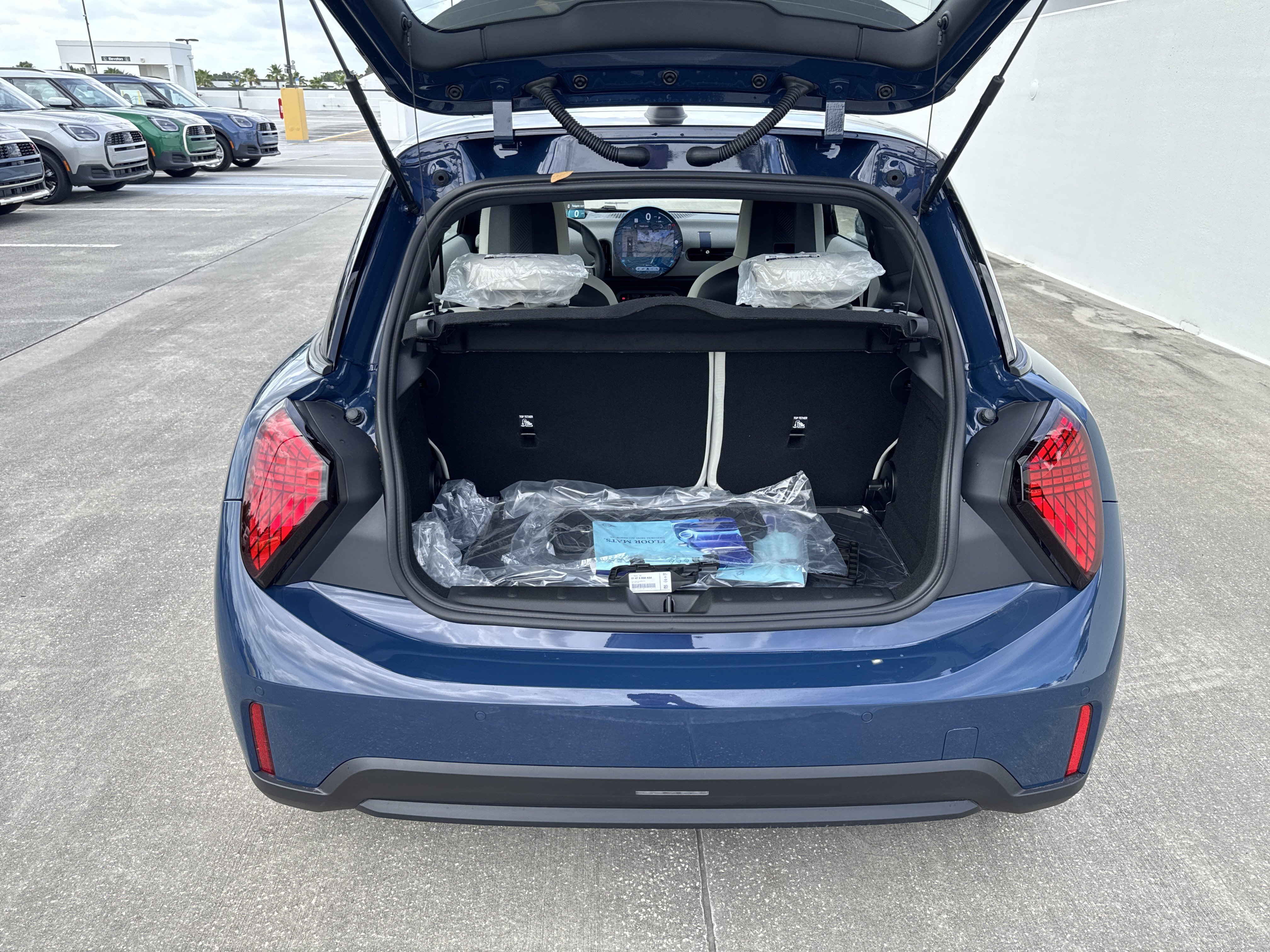 2026 MINI Hardtop 2 Door S - Photo 11