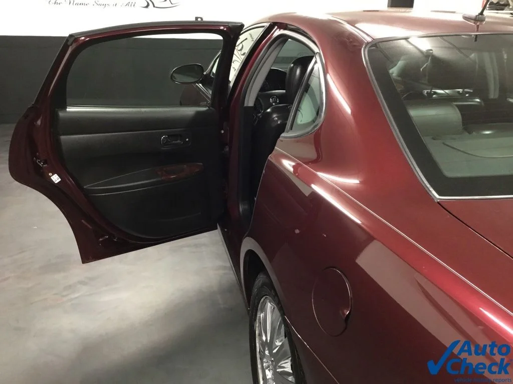 Used 2007 Red Buick CXL image 23