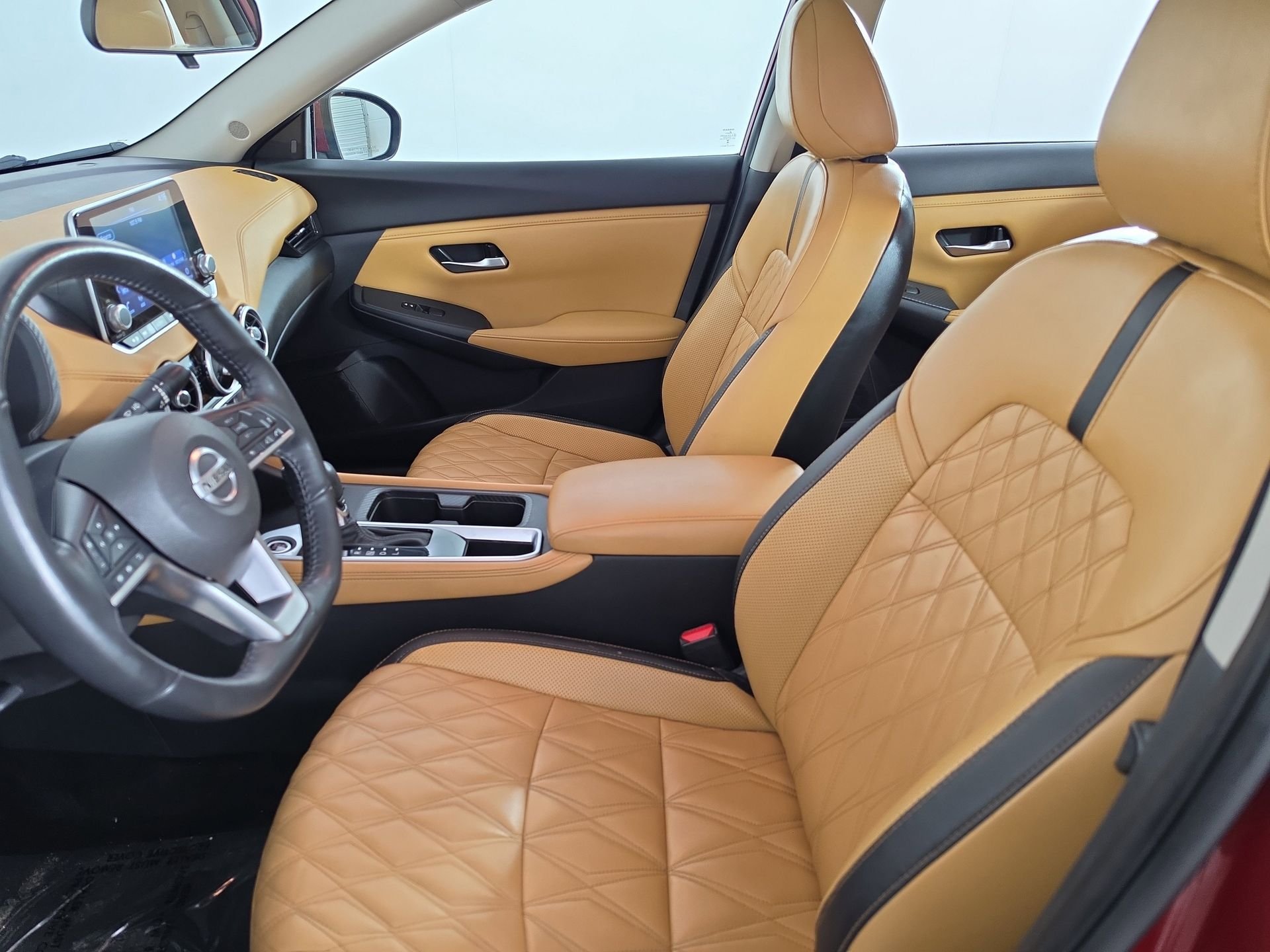 Used 2022 Red Nissan SV image 14