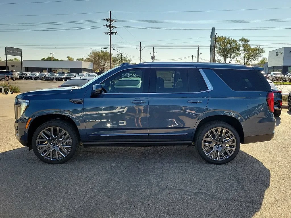 2026 GMC Yukon Denali Ultimate - Photo 6