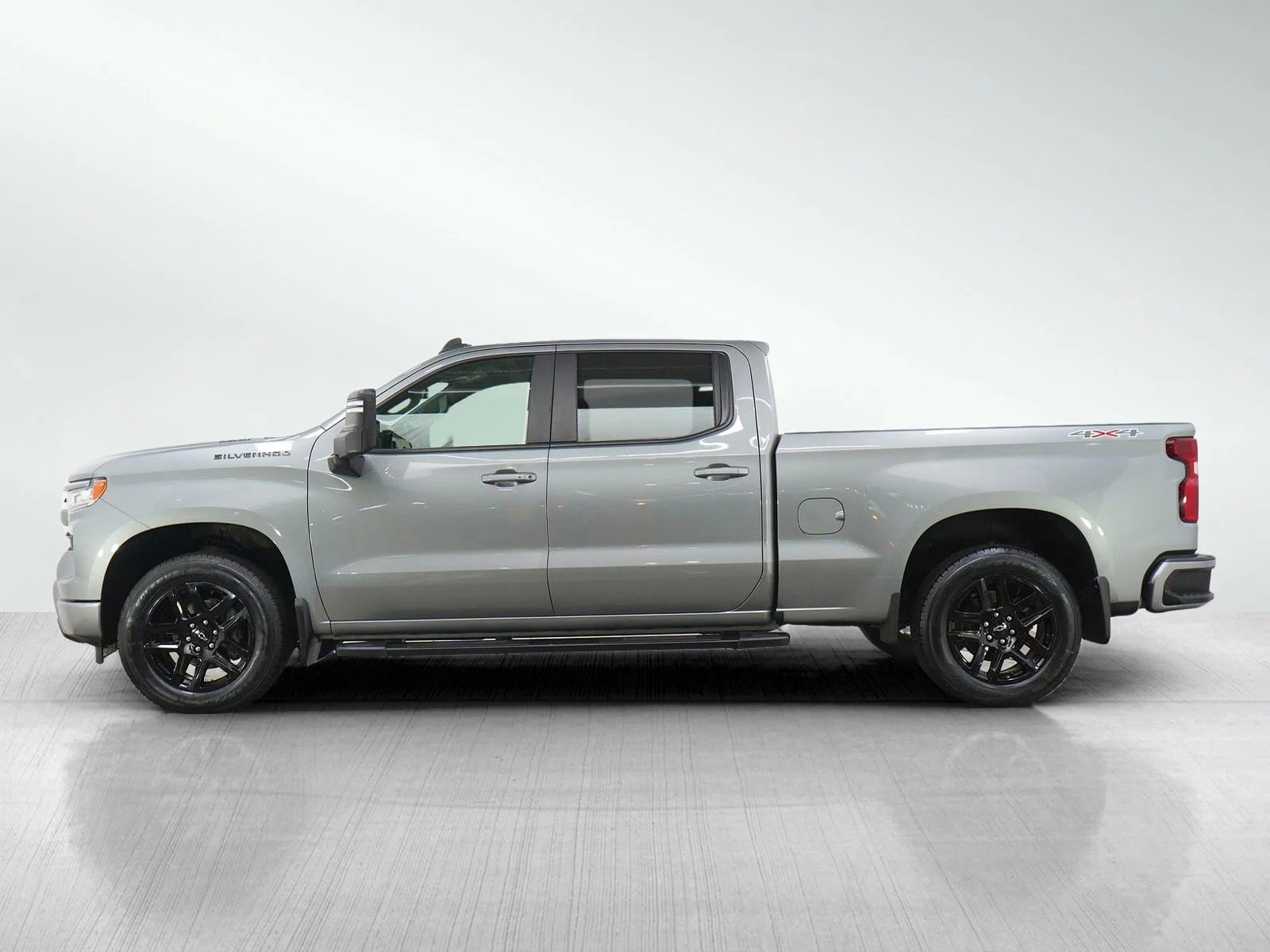 Used 2024 Chevrolet Silverado 1500 RST with VIN 1GCUDEE87RZ207737 for sale in Roseville, Minnesota