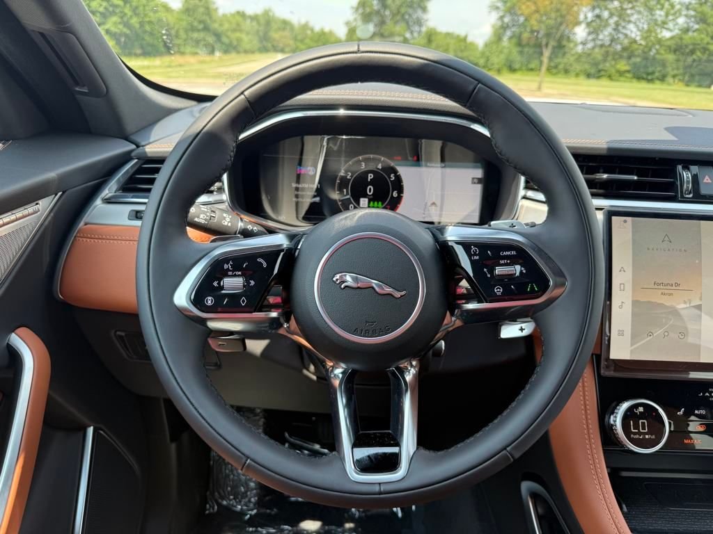 2026 Jaguar F-Pace R-Dynamic S - Photo 19