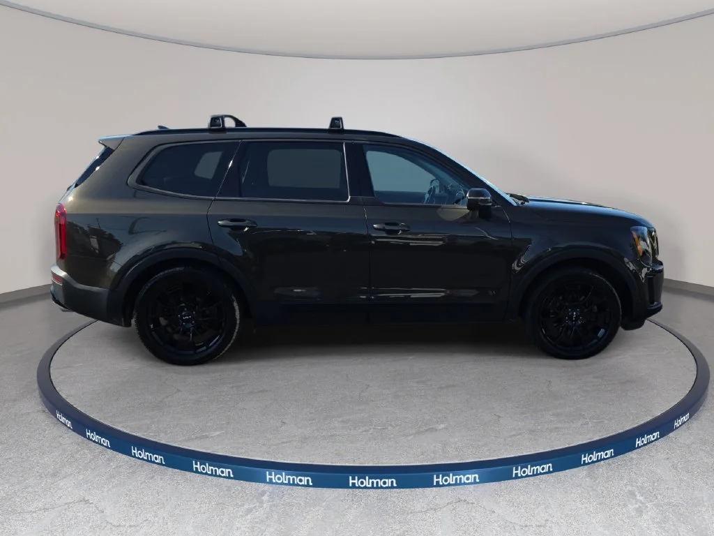 Certified Used 2022 Dark Moss Kia EX image 4