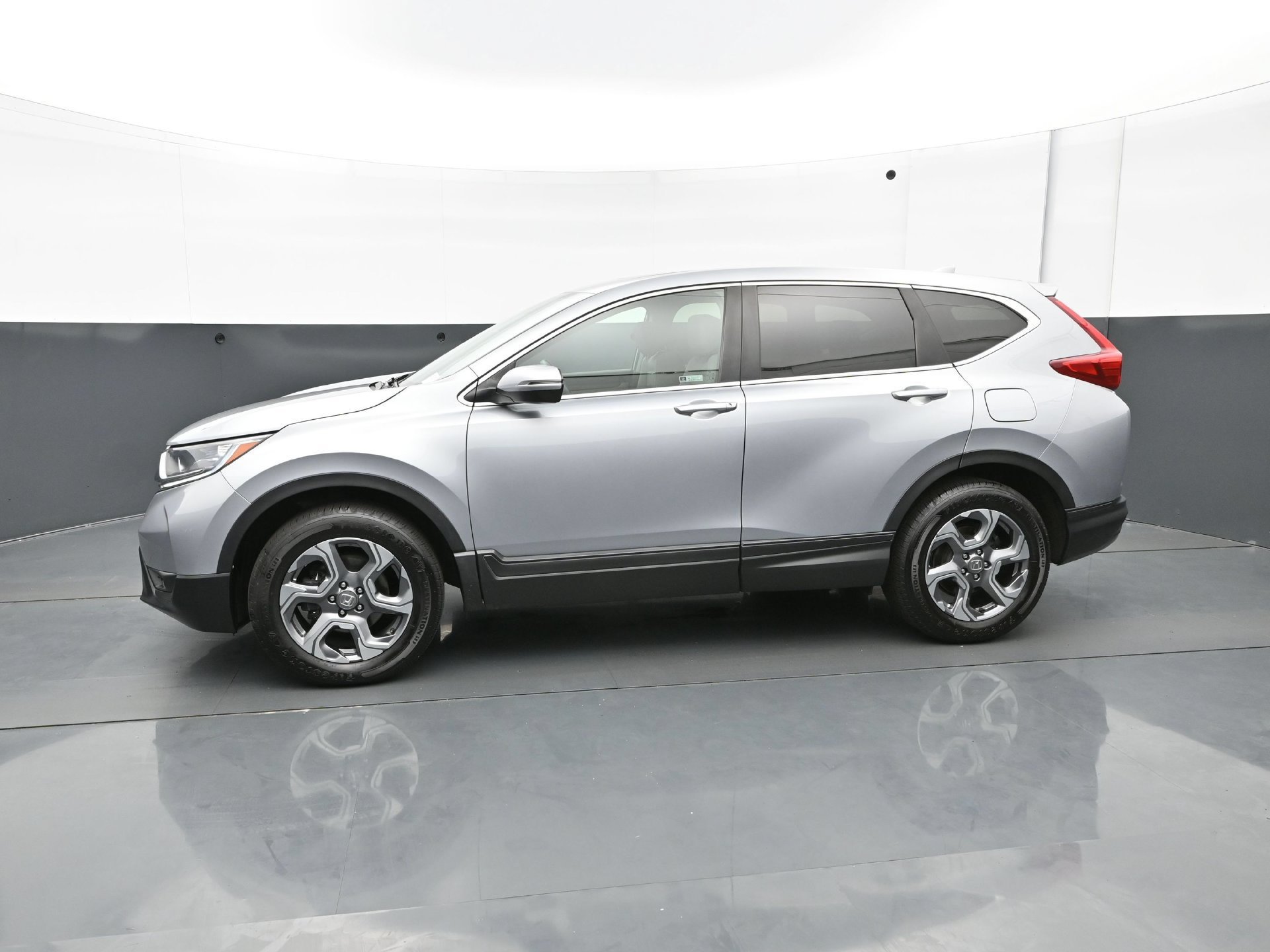 Used 2019 Silver Honda EX-L image 3