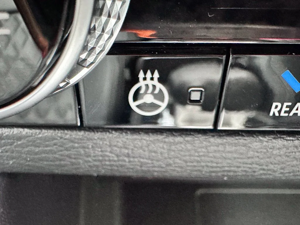 New 2026 Moonrock Gray Nissan Platinum image 30