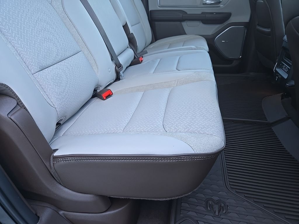 2026 RAM 1500 Laramie - Photo 101