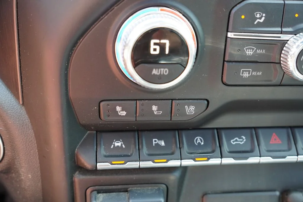 Used 2020 Onyx Black GMC AT4 image 33