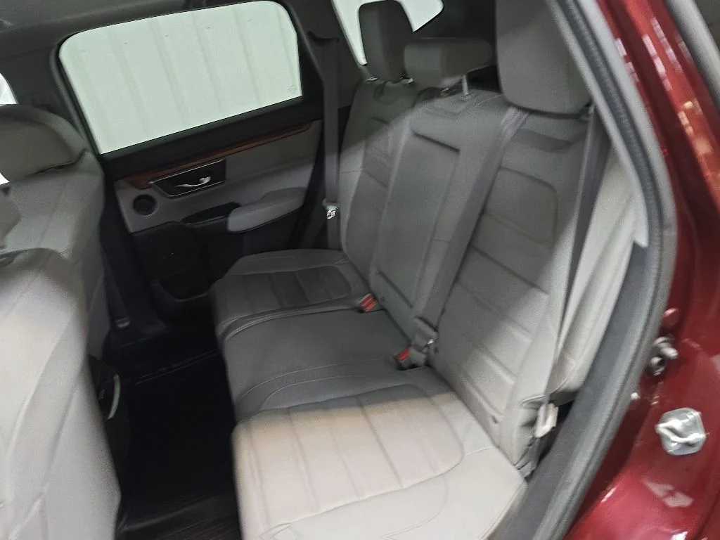 Used 2018 Red Honda Touring image 32