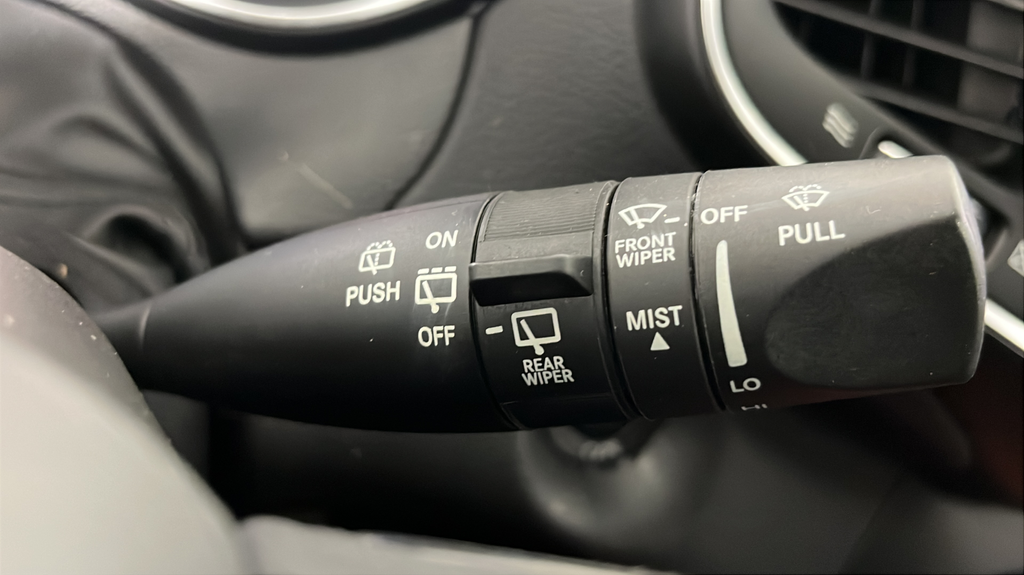 2020 Jeep Cherokee Latitude Plus - Photo 28