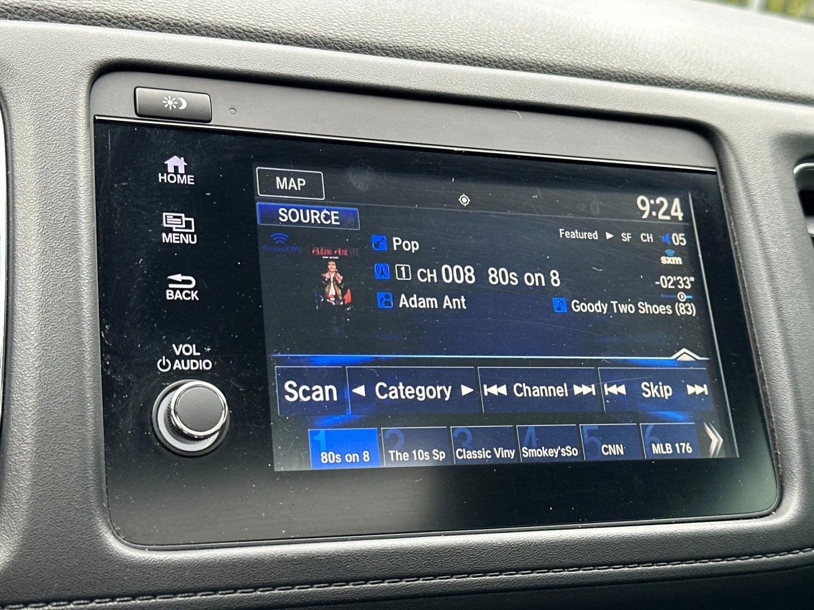 2021 Honda HR-V Touring - Photo 17