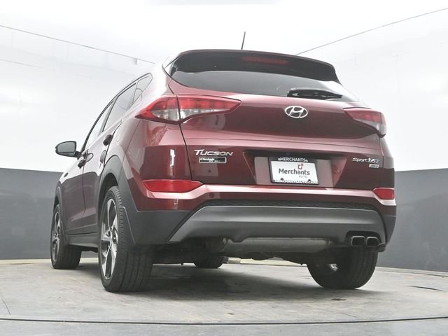 Used 2016 Red Hyundai Sport image 41