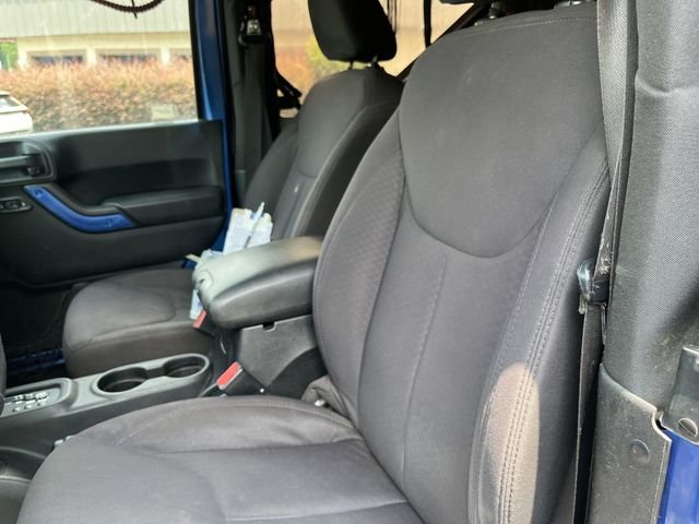 Used 2014 Flame Red Clearcoat Jeep Sport image 13