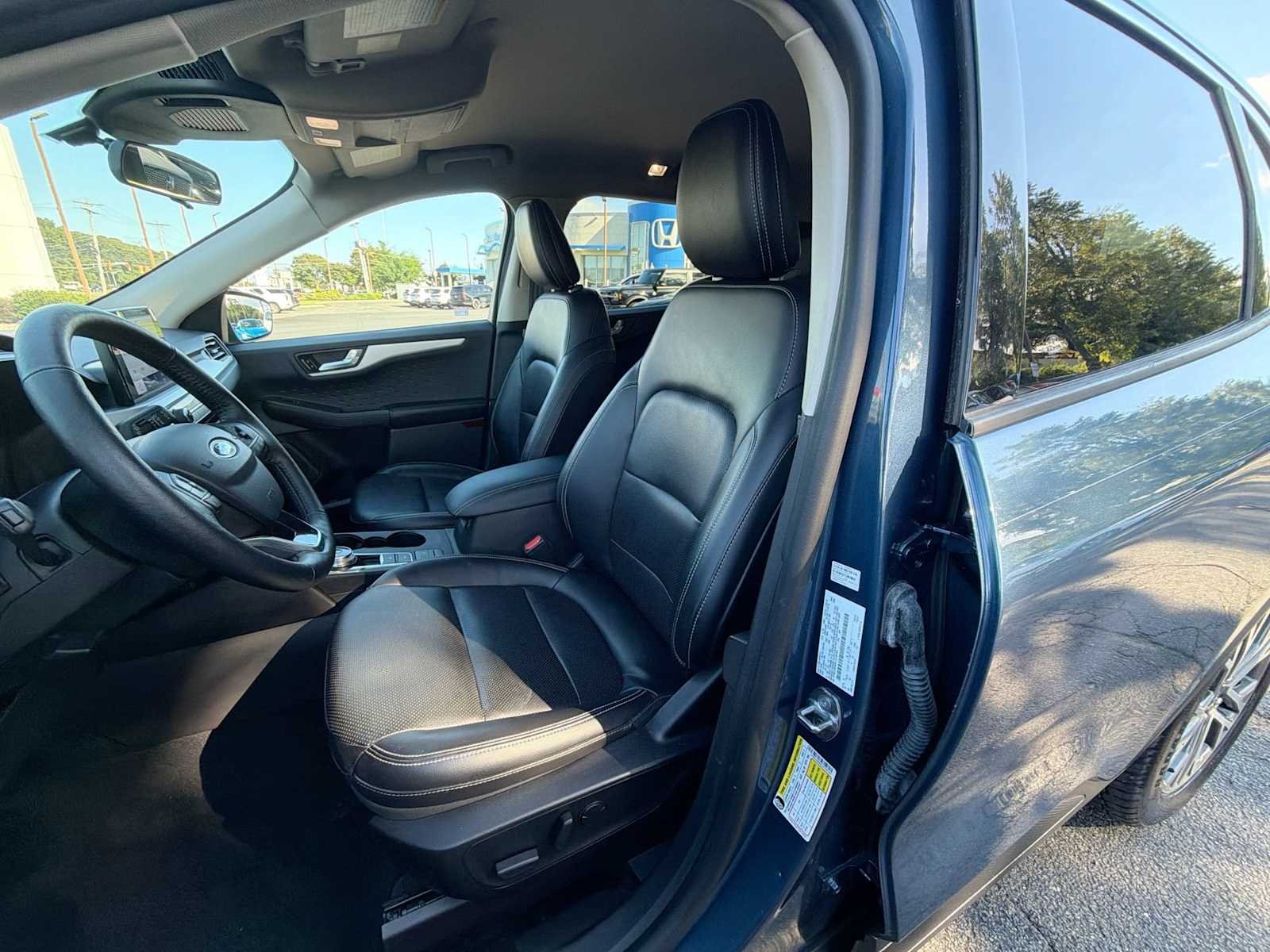 Used 2020 Blue Metallic Ford SEL image 21