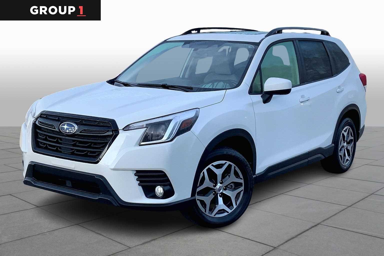 Crystal White Pearl 2023 Subaru Forester Premium Crossover AWD SUV / Crossover All-Wheel Drive