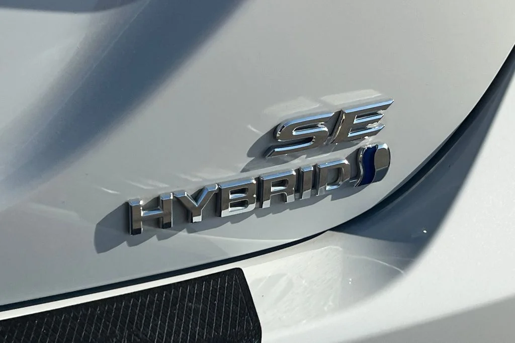 Certified Used 2024 White Toyota SE image 27