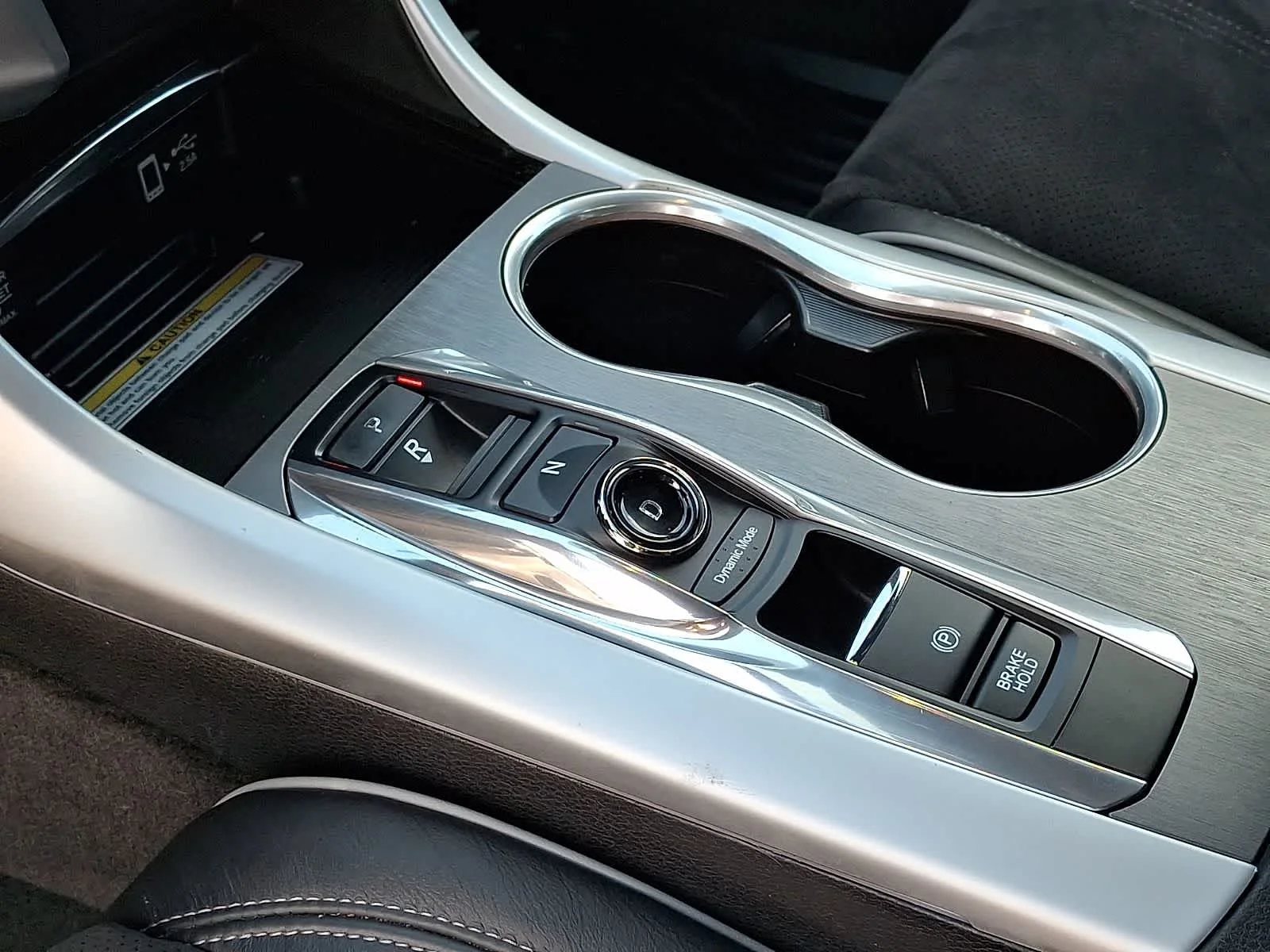 Used 2018 Black Acura  image 17