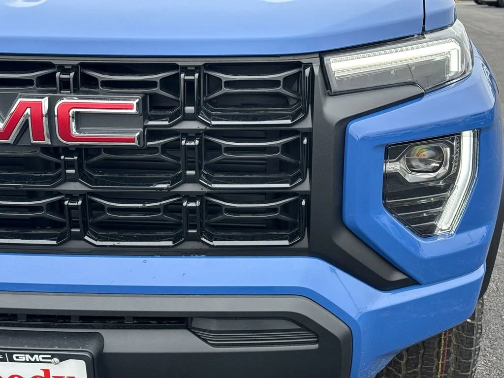 New 2026 Rapids Metallic GMC Elevation image 11