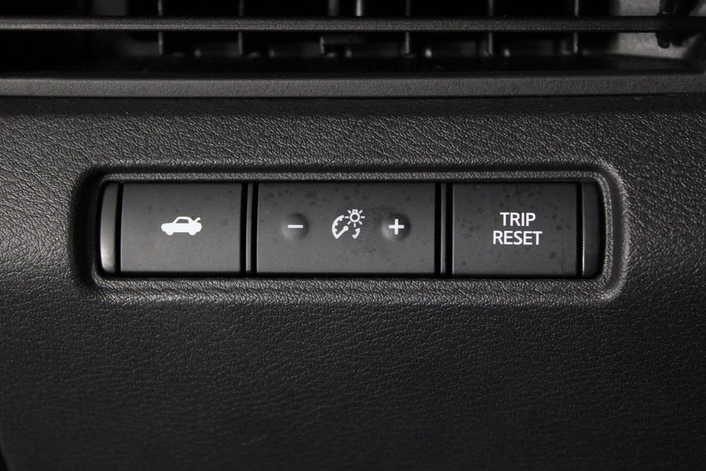 Used 2022 Blue Nissan 2.5 SV image 23