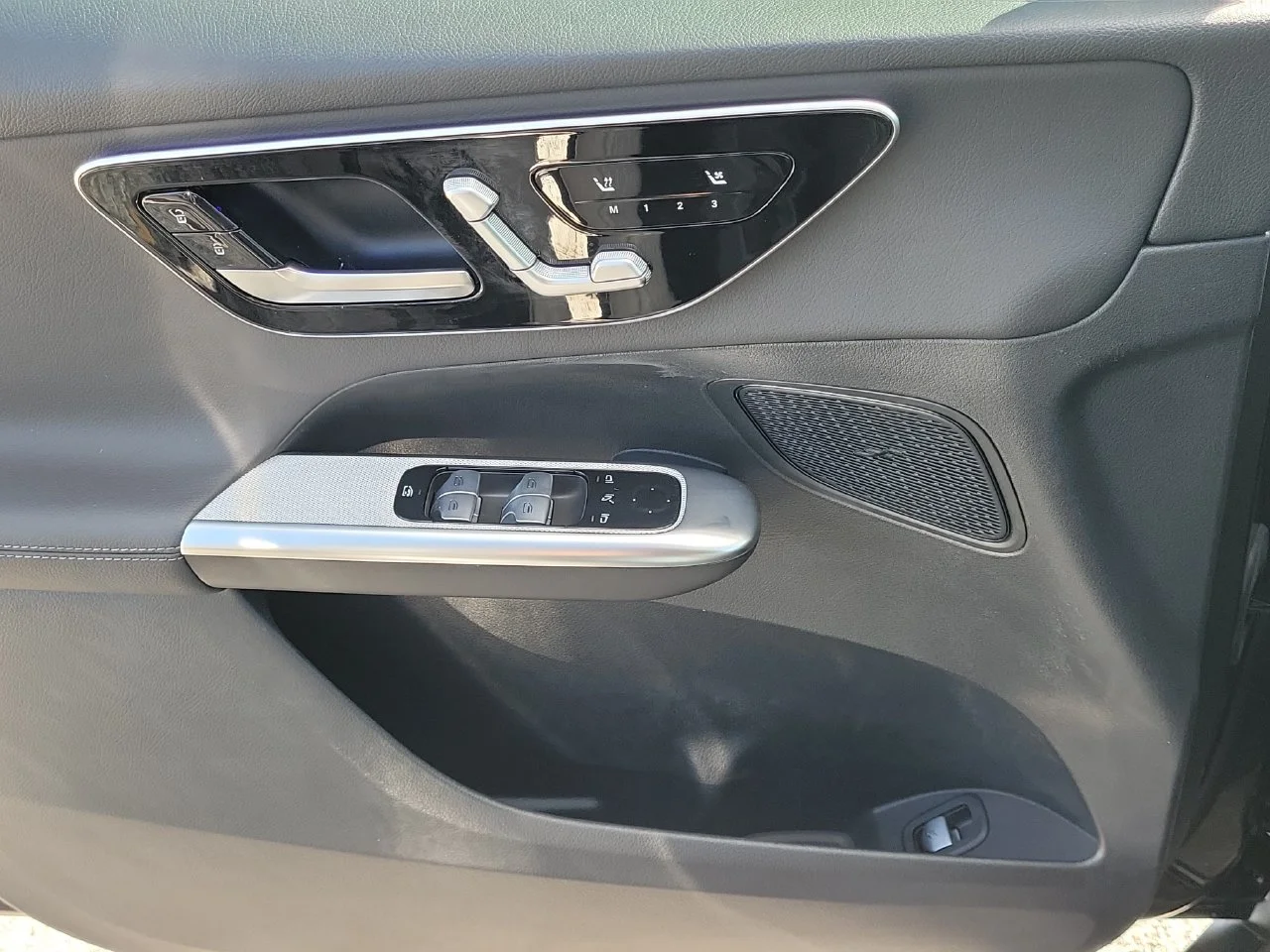Certified Used 2026 Gray Mercedes-Benz GLC 300 image 23