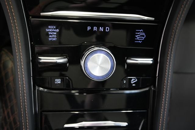 Used 2024 Gray Jeep Summit image 20