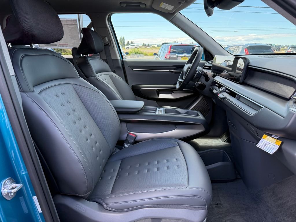 New 2026 Ocean Blue Kia Wind AWD image 12