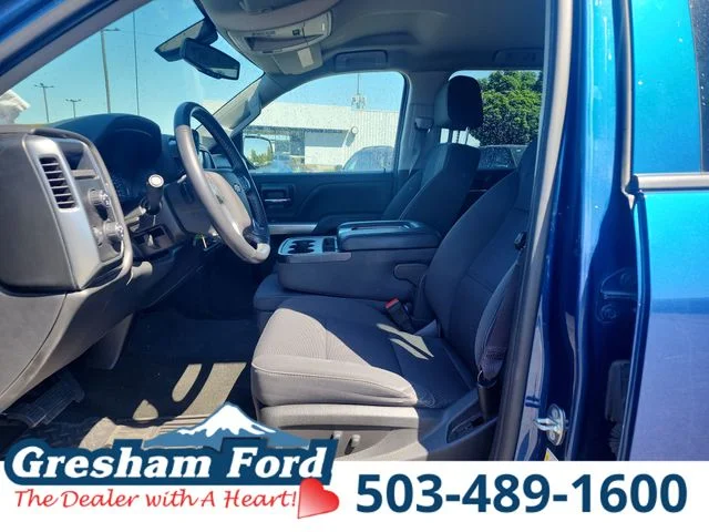 Used 2017 Deep Ocean Blue Metallic Chevrolet LT image 17