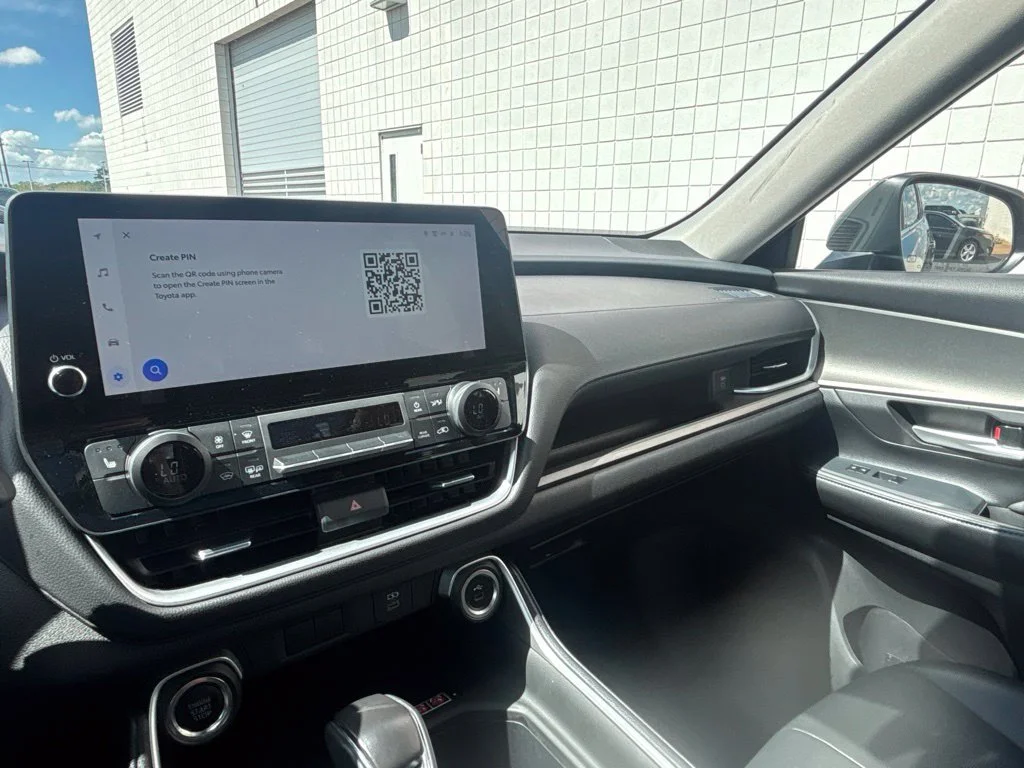 Used 2025 Black Toyota XLE image 17