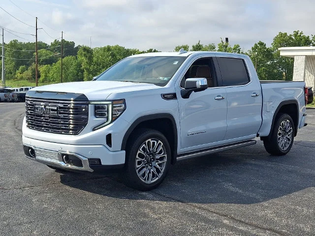 New 2026 Glacier White Tricoat GMC Denali Ultimate image 6