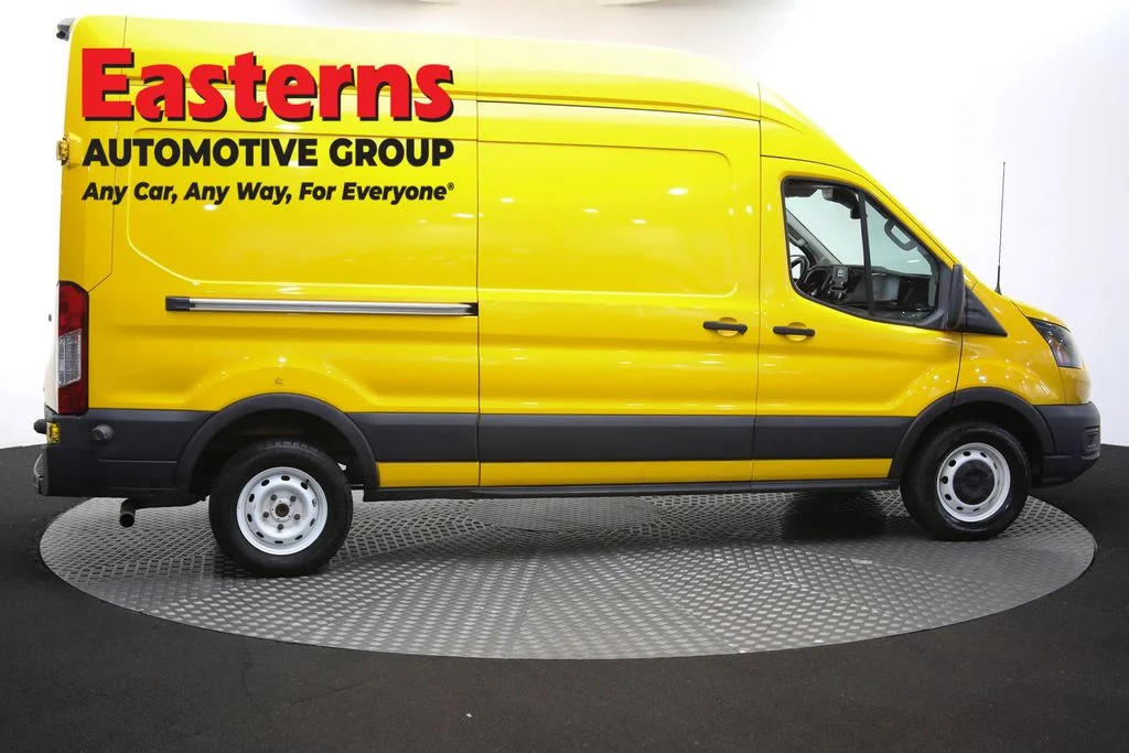 Used 2020 Yellow Ford Base image 42