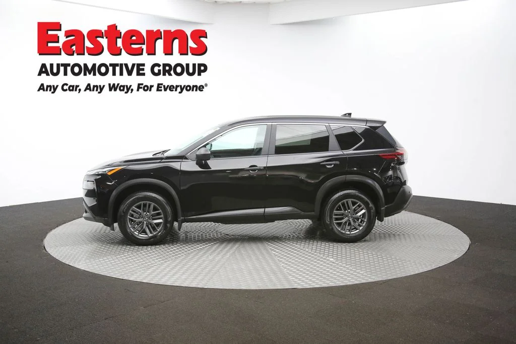 Used 2023 Black Nissan S image 58