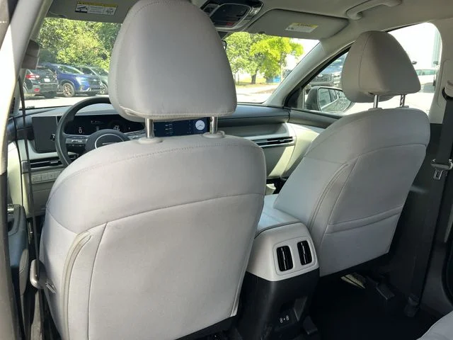 Used 2025 Green Hyundai SEL image 35