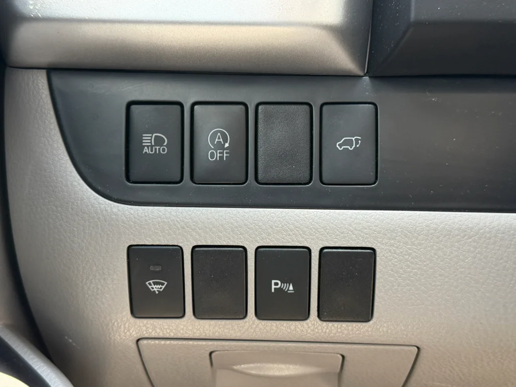 Used 2019 Celestial Silver Metallic Toyota Limited image 22
