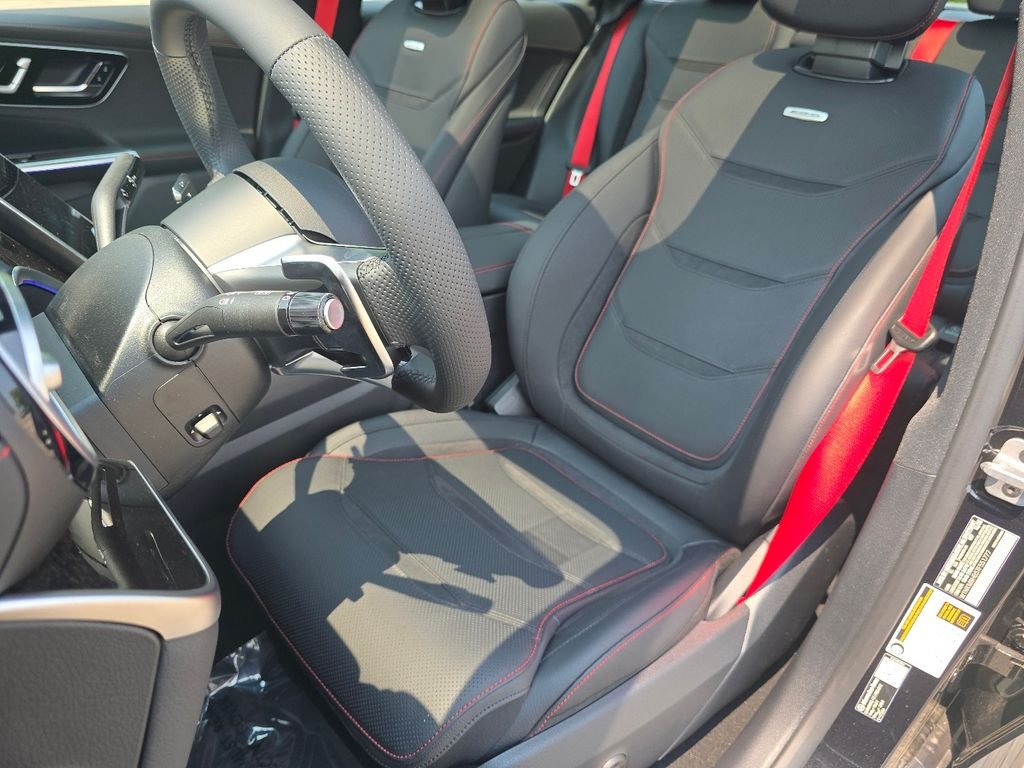 New 2026 Obsidian Black Metallic Mercedes-Benz GLC 43 AMG® image 25