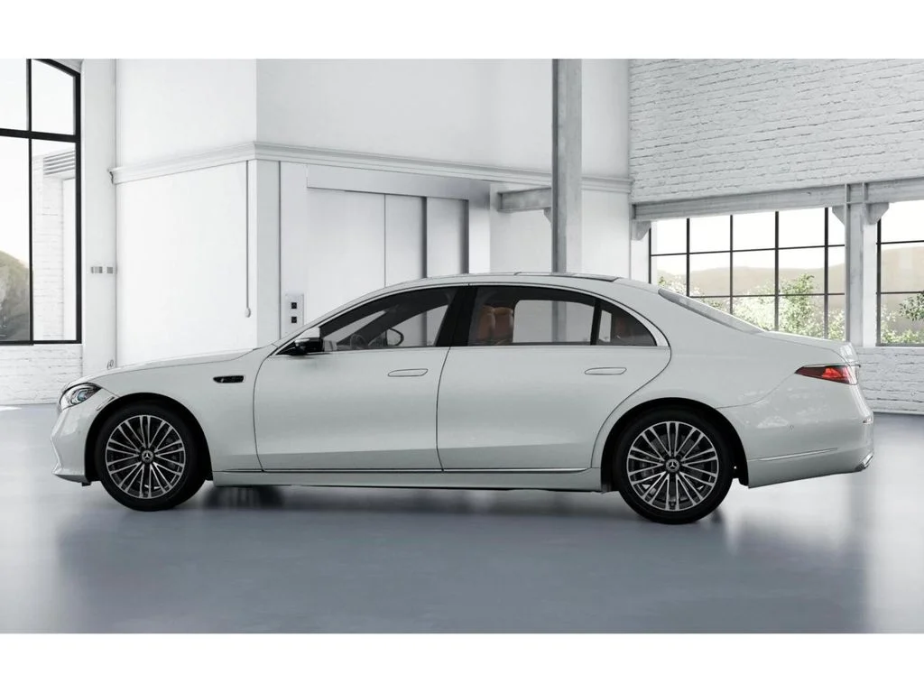 New 2027 White Mercedes-Benz S 580 image 33