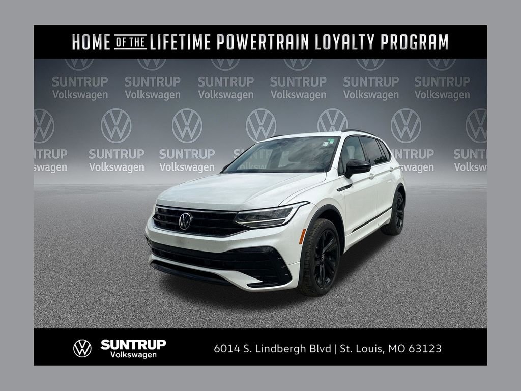 2023 Volkswagen Tiguan 2.0T SE R-Line Black's photo