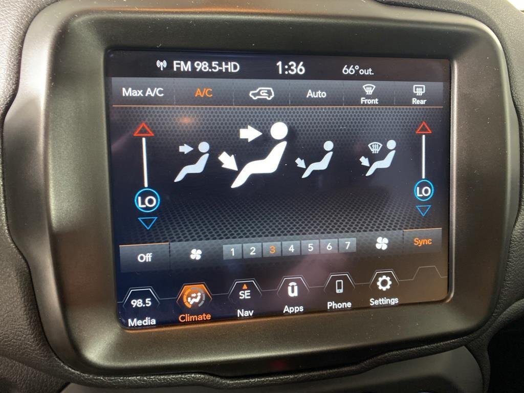 Used 2022 Graphite Gray Jeep Latitude image 20